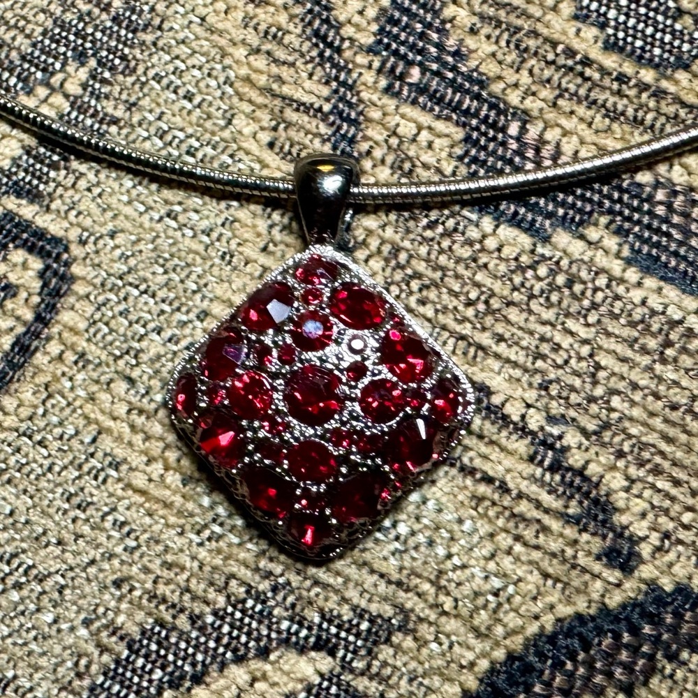 Vintage Butler Crystal necklace and pendant.